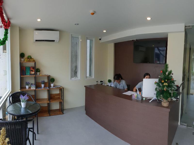 Top Hostel Samui image