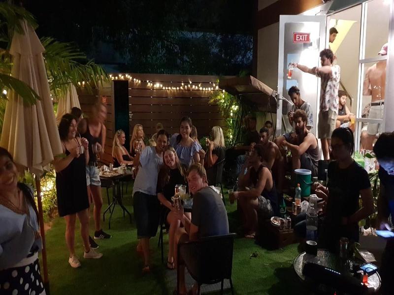 Top Hostel Samui image
