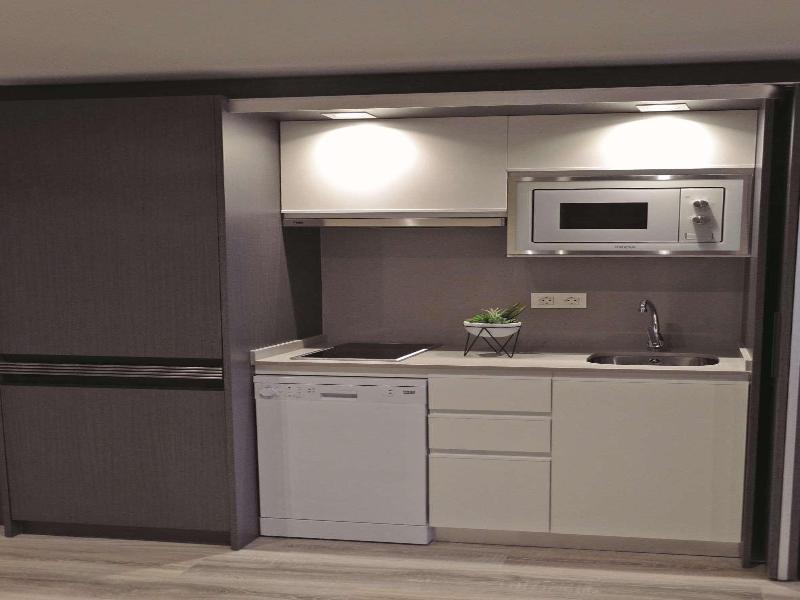 Bilbao City Center by Abba Suites image