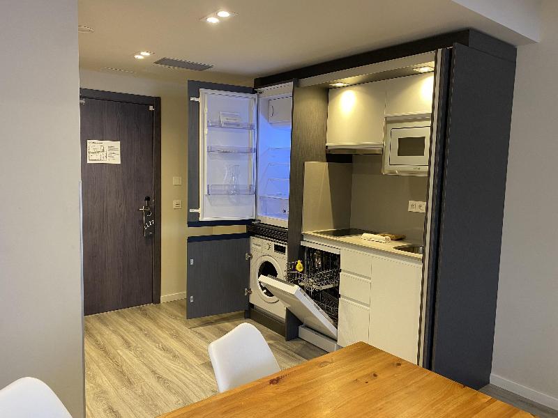 Bilbao City Center by Abba Suites image