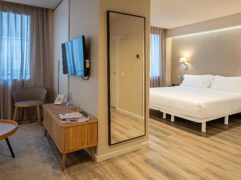 Bilbao City Center by Abba Suites image