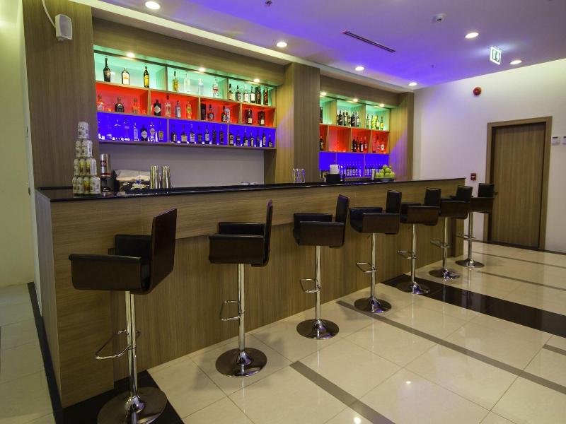Holly Hotel Myanmar image