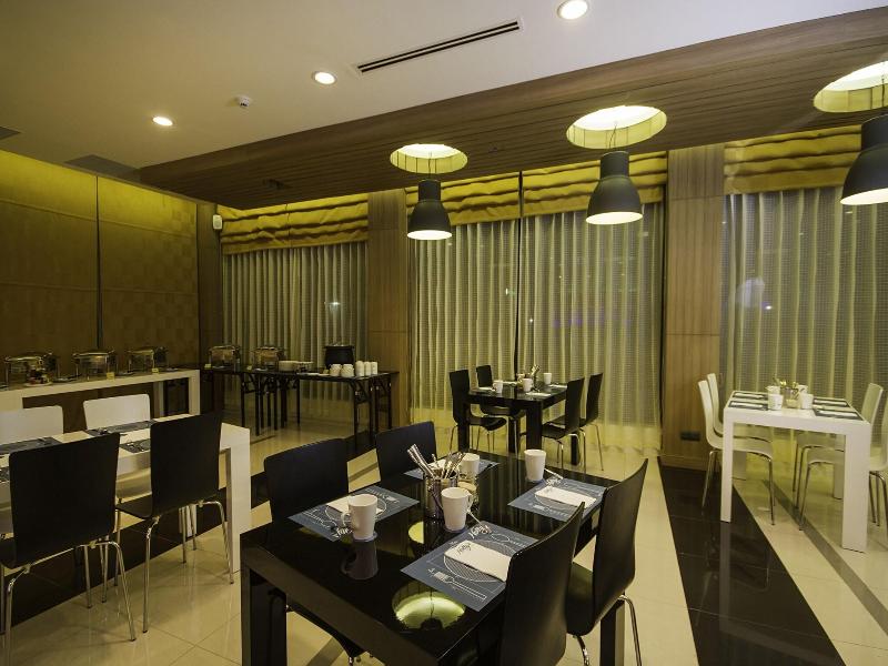 Holly Hotel Myanmar image