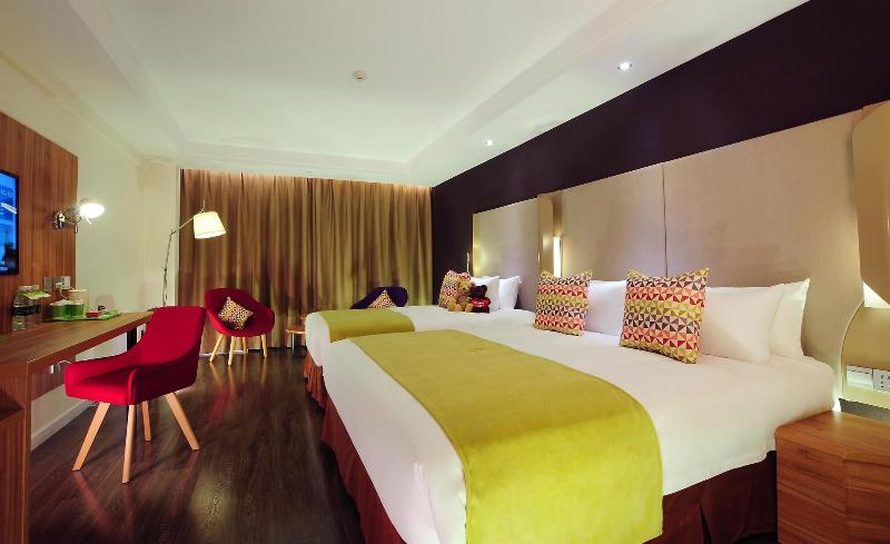 Campanile Hotel Xi An Giant Wild Goose Pagoda image