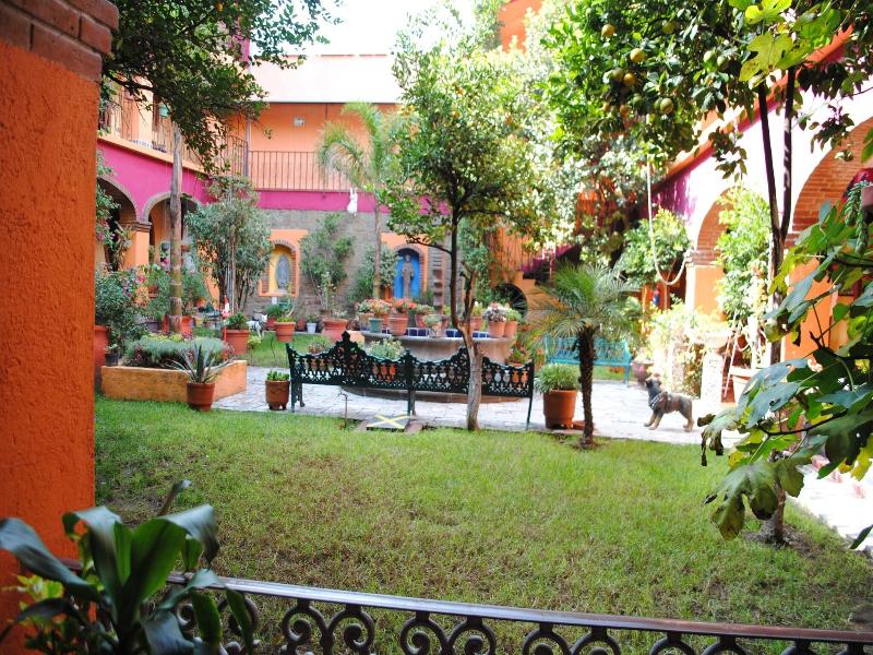 Posada La Casona De Cortes