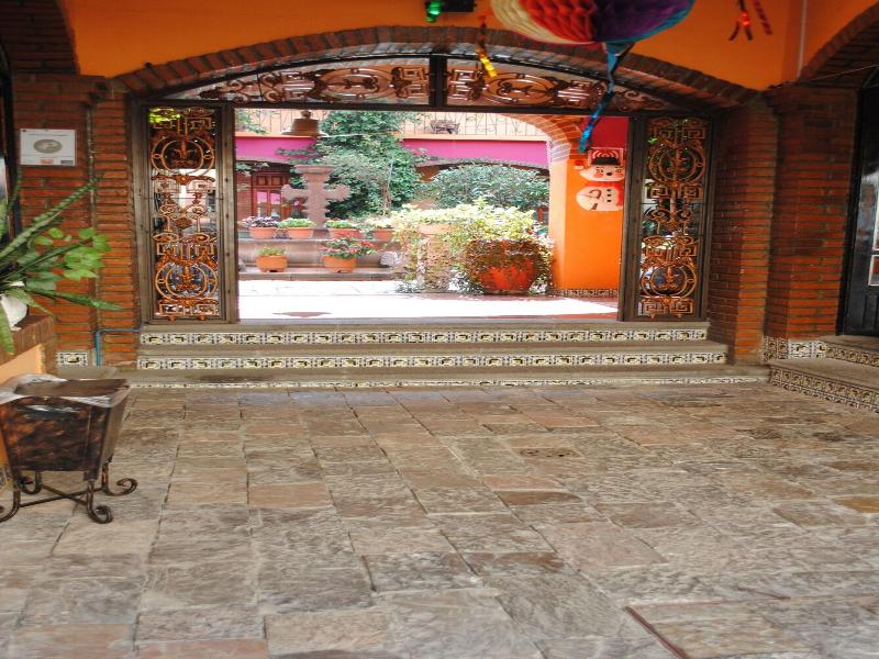 Posada La Casona De Cortes