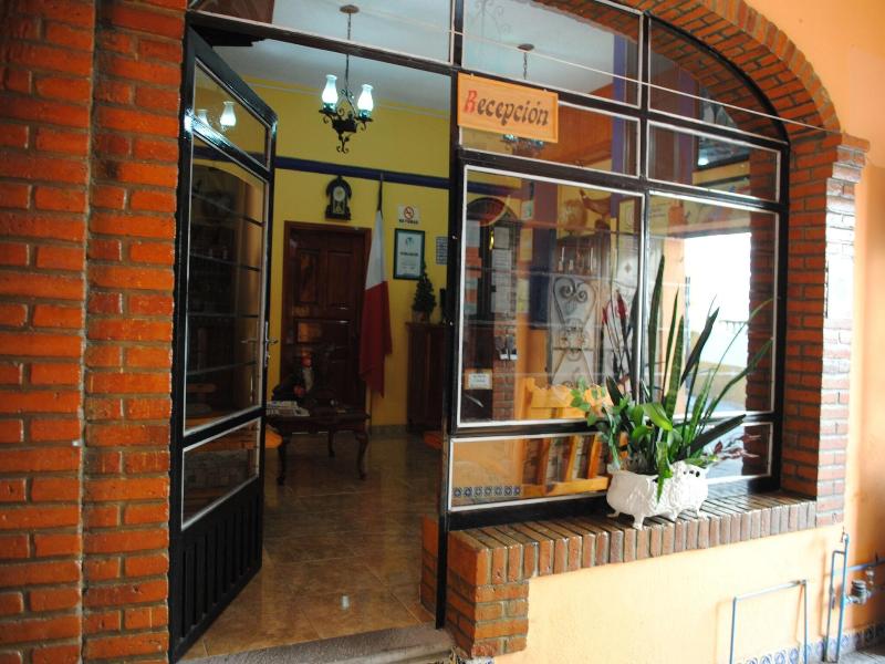 Posada La Casona De Cortes
