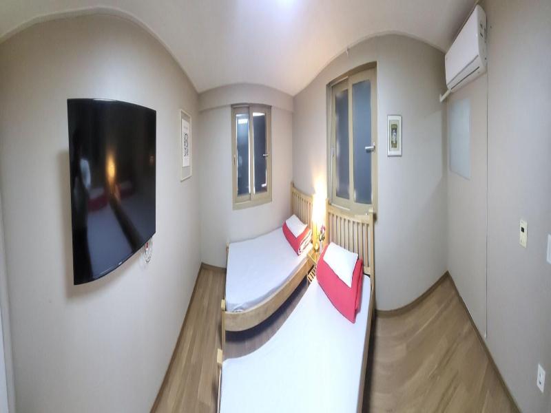 Red Guesthouse image