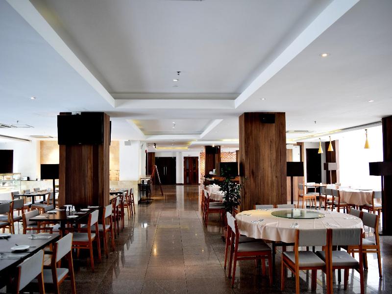 Lazenda Hotel image