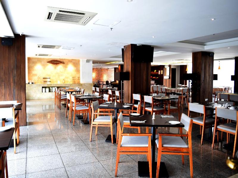 Lazenda Hotel image