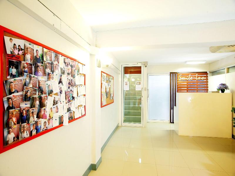 Smile Inn image