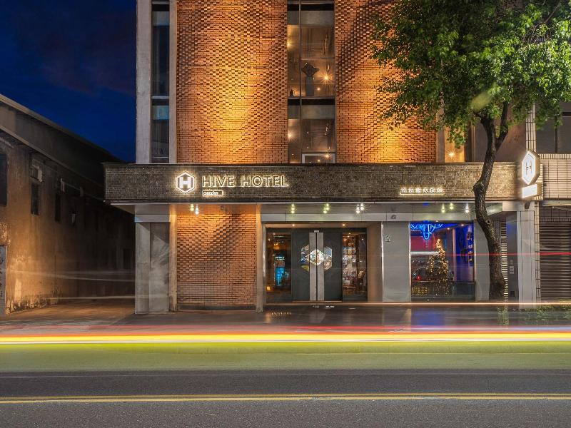 Hive Hotel image