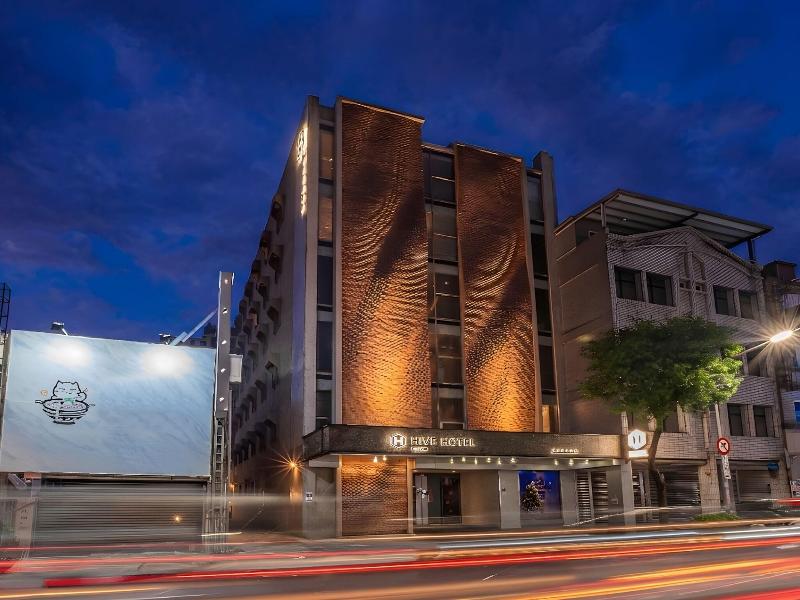 Hive Hotel image