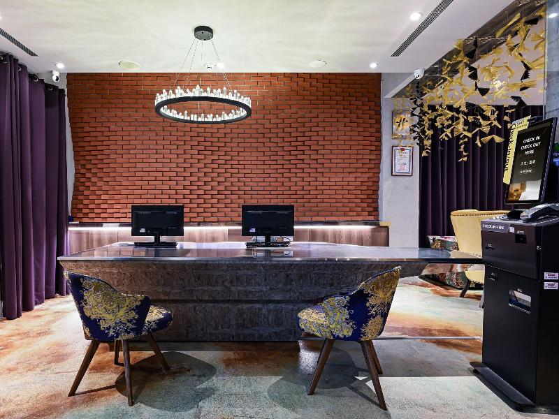 Hive Hotel image