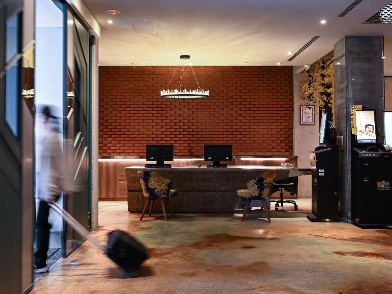 Hive Hotel image