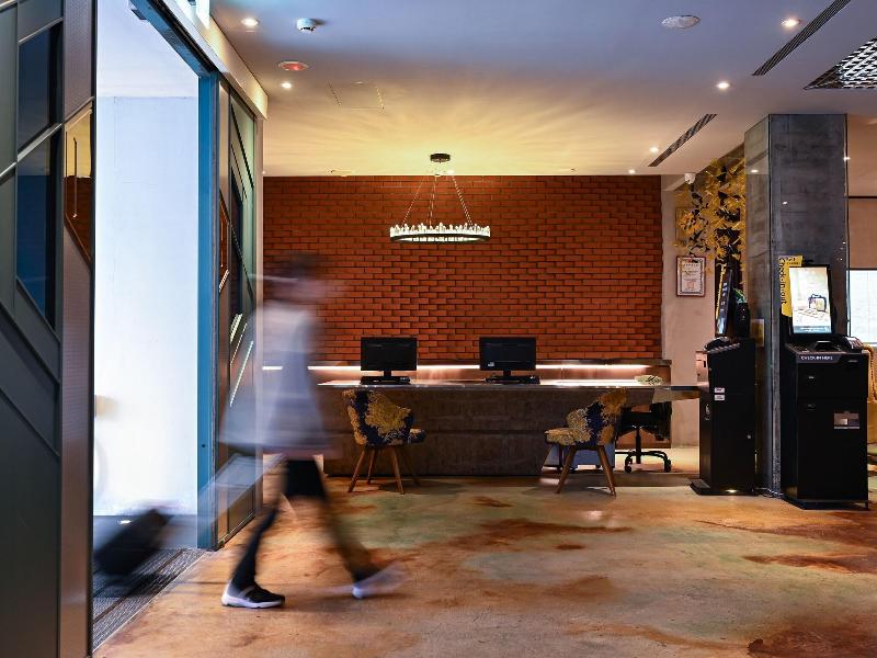 Hive Hotel image