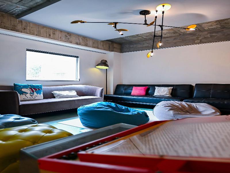 Hive Hotel image