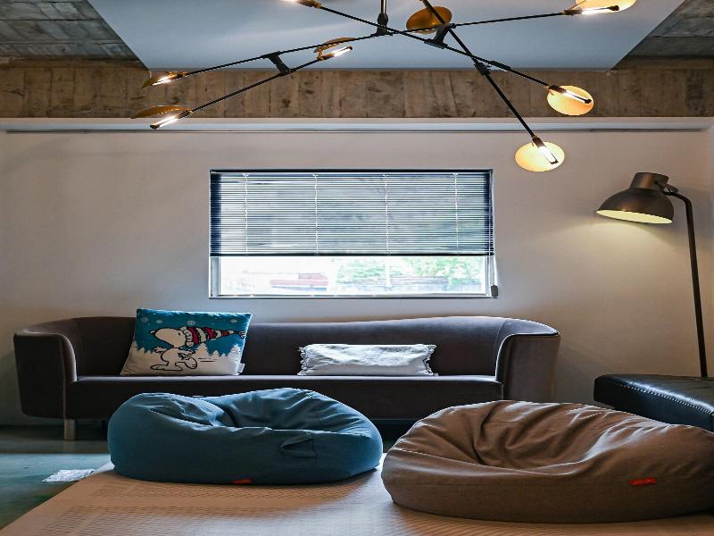 Hive Hotel image