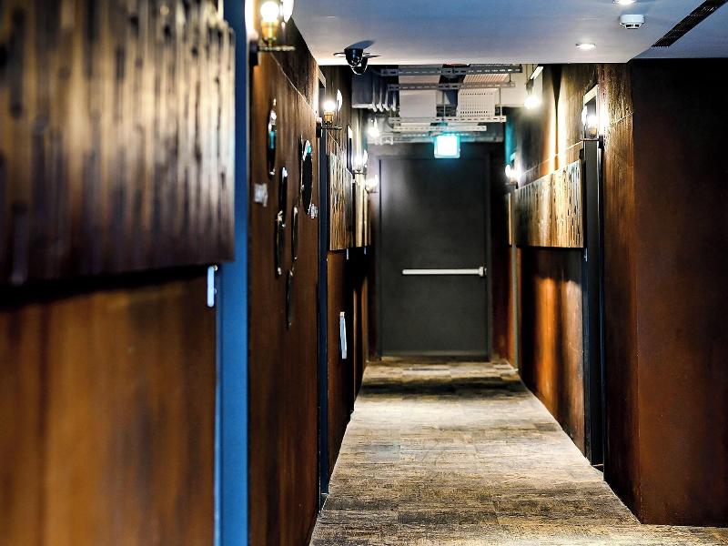 Hive Hotel image