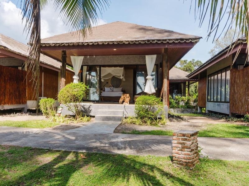 Long Beach Chalet