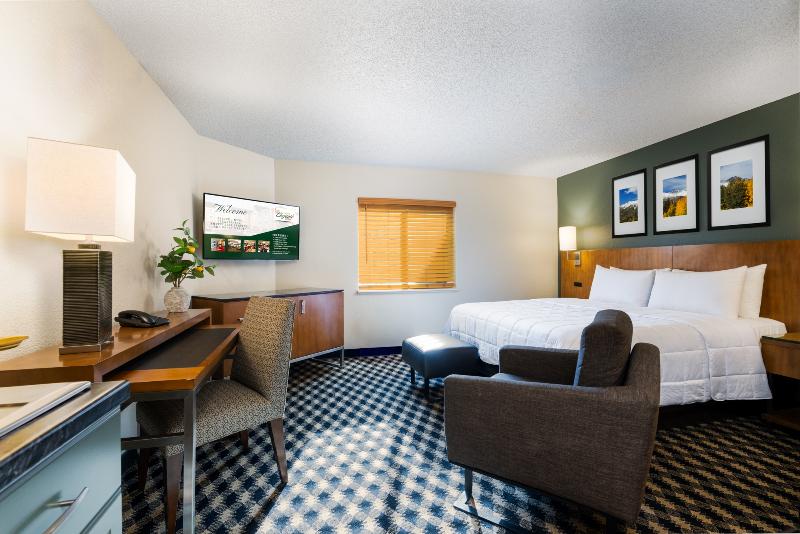 Mcm Elegante Suites image