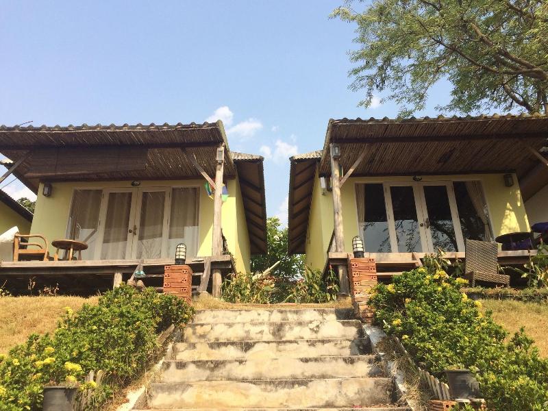 Him Naam Pai Resort image