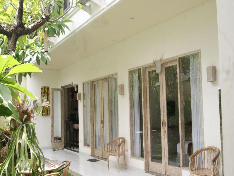 Sugiras Living Guest House image