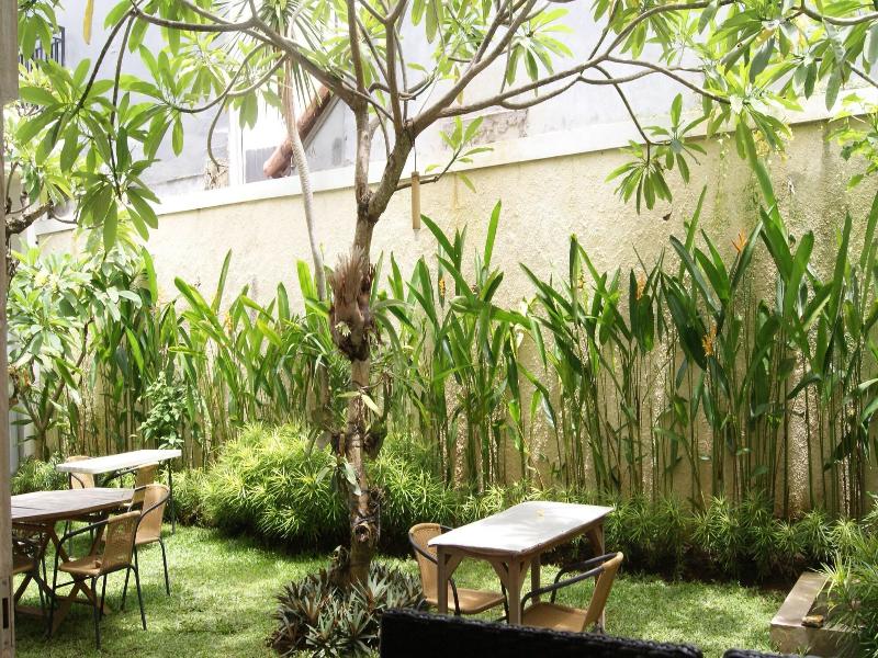 Sugiras Living Guest House image