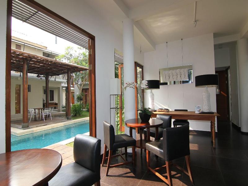 Chic Quarter Residence image
