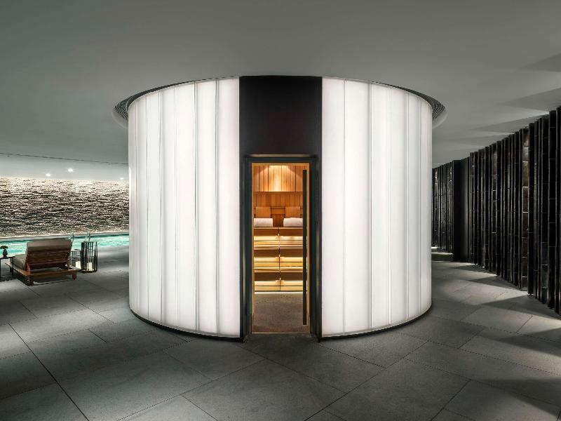 Upper House Shanghai image