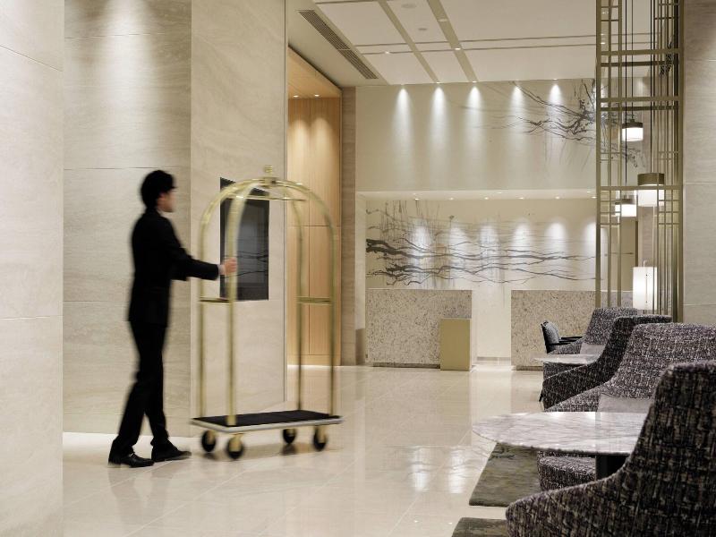 Courtyard By Marriott Osaka Honmachi image