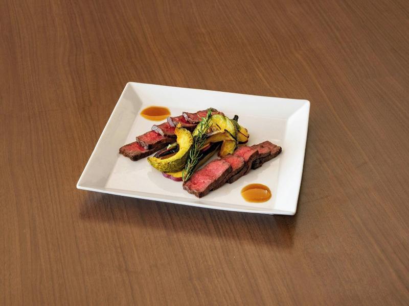 Courtyard By Marriott Osaka Honmachi image