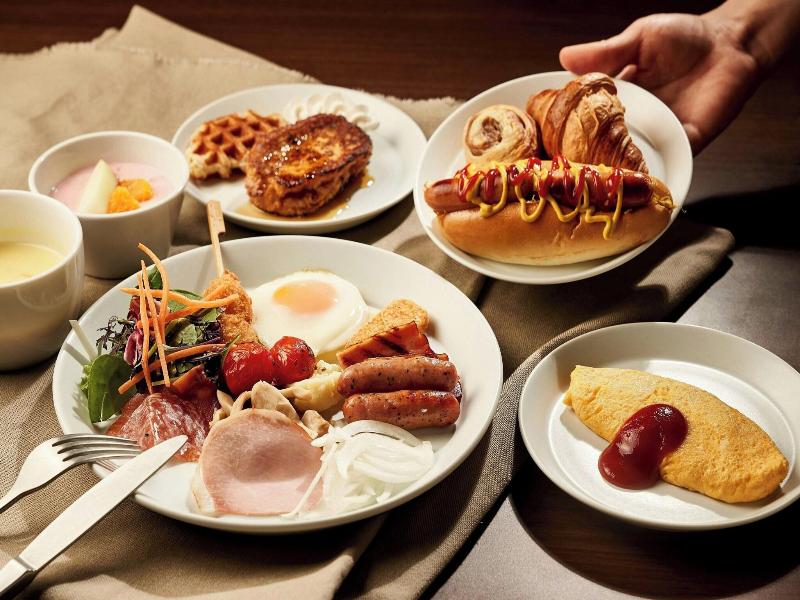 Courtyard By Marriott Osaka Honmachi image