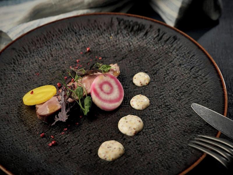 Courtyard By Marriott Osaka Honmachi image