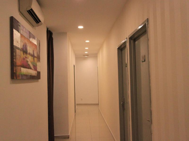 Le Garden Hotel image