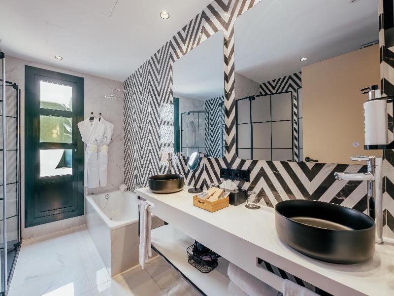 Cetina Sevilla image