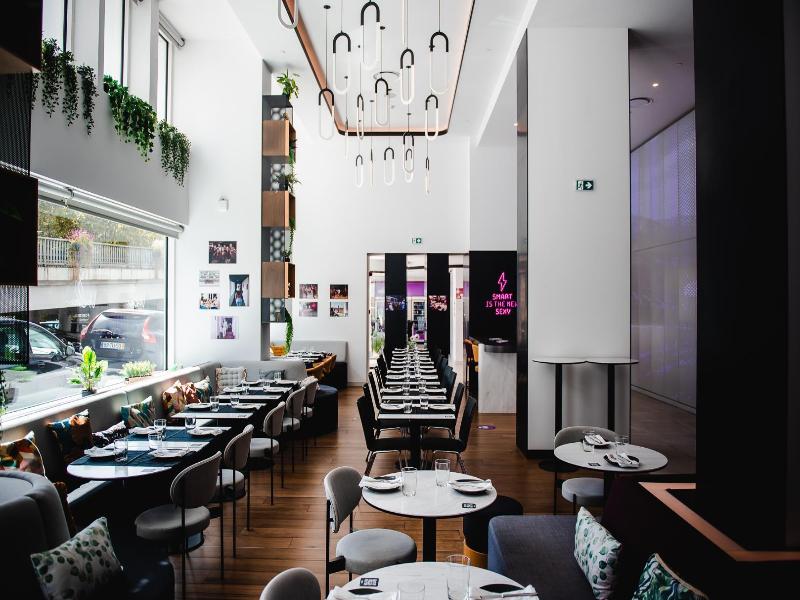 Yotel Porto image