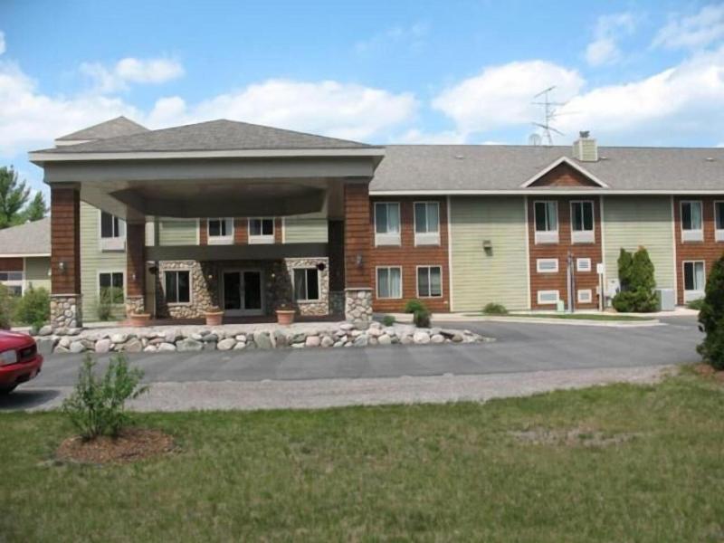 Pellston Lodge Magnuson Hotel image