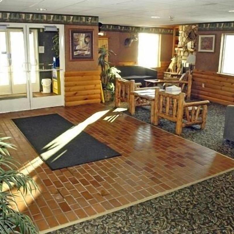 Pellston Lodge Magnuson Hotel image