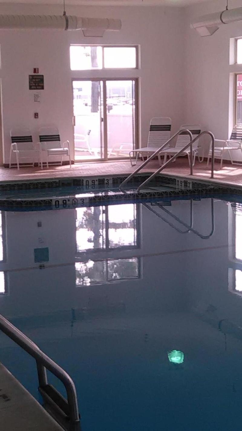 Pellston Lodge Magnuson Hotel image