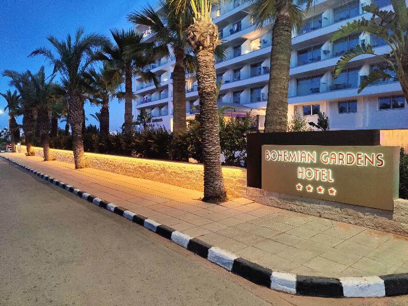 Bohemian Gardens Hotel — general view