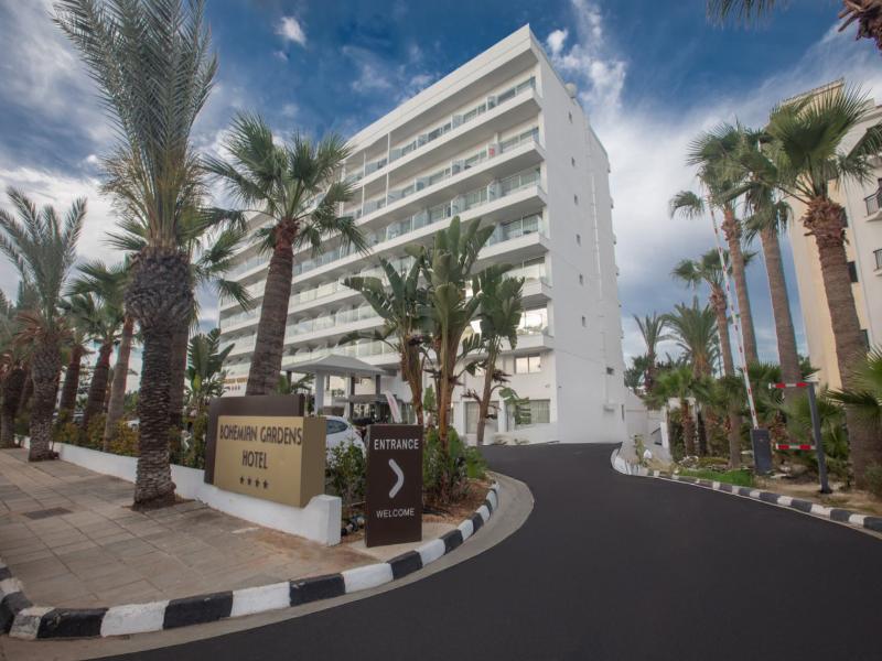 Bohemian Gardens Hotel image