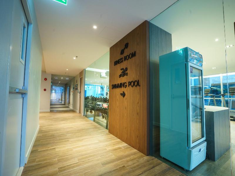 New Season Square Hotel