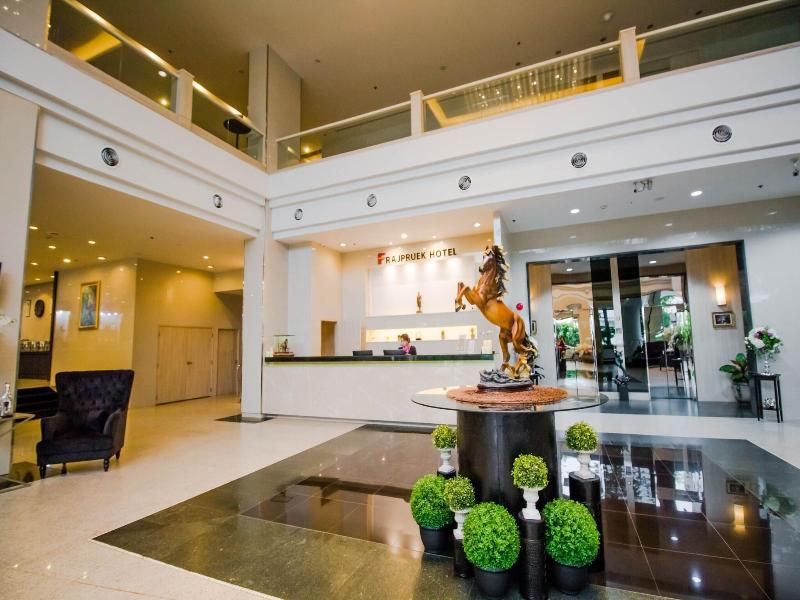 Fortune Rajpruek Hotel