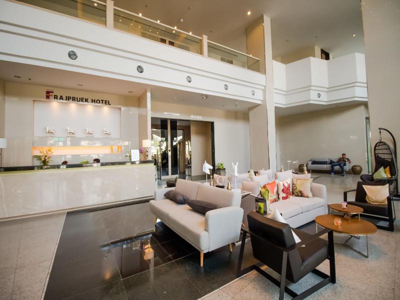 Fortune Rajpruek Hotel