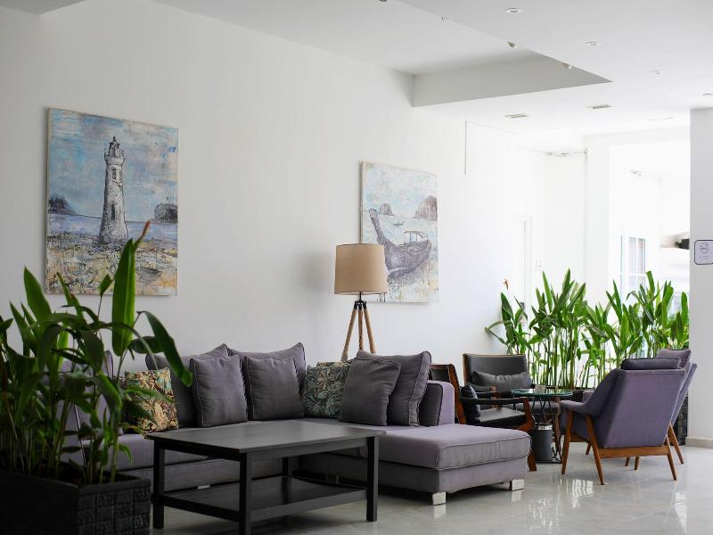 White Boutique Hotel Residences image