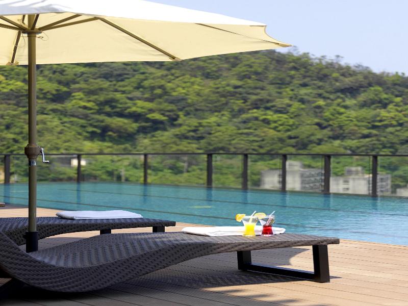 Lakeshore Hotel Suao image