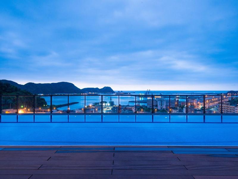 Lakeshore Hotel Suao image