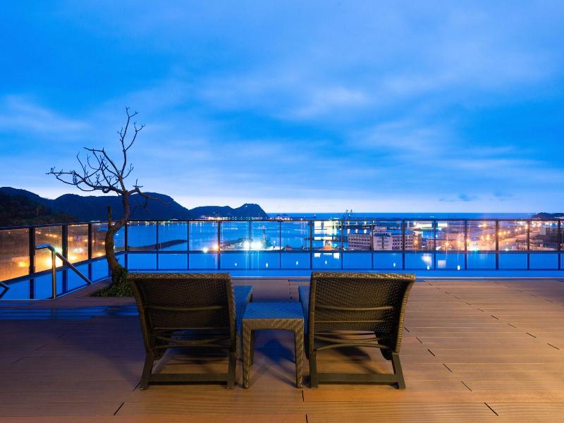 Lakeshore Hotel Suao image
