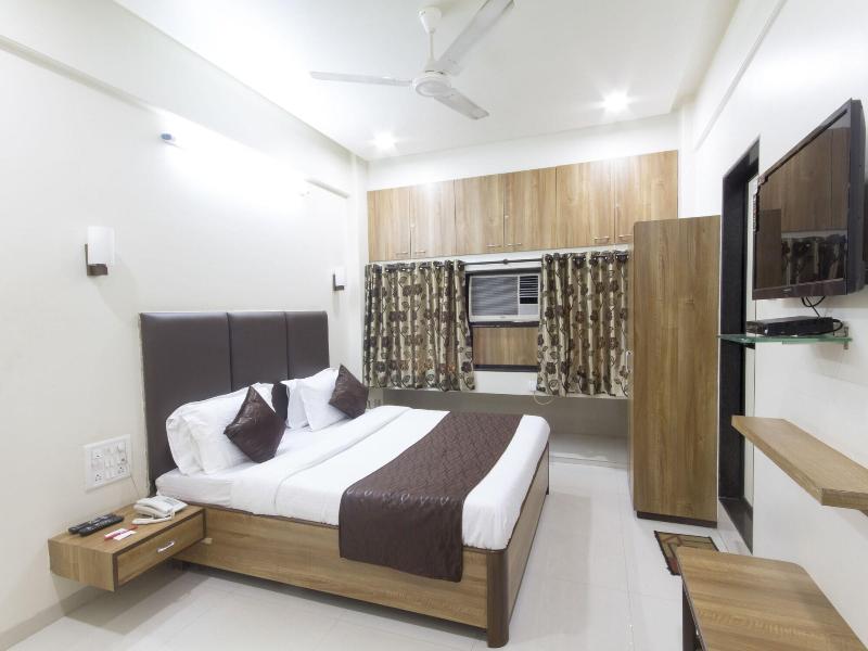 935 Hotel Palkhee — main photo